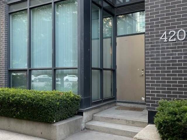 2 FLOOR - 420 LAKE SHORE BOULEVARD W Toronto Ontario