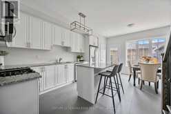 525 WHITE'S HILL AVENUE Markham 