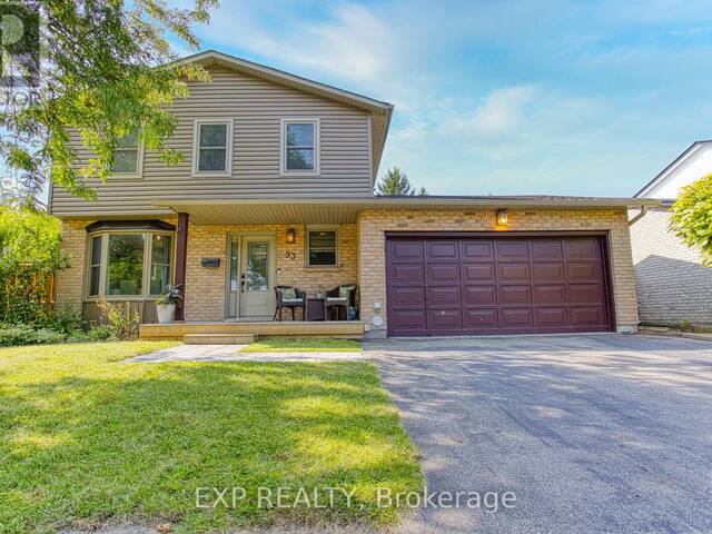 93 BIRCHPARK DRIVE Grimsby  Ontario