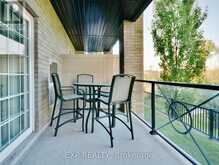 101 - 42 FERNDALE DRIVE S Barrie 