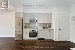 411 - 293 THE KINGSWAY Toronto