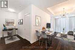 411 - 293 THE KINGSWAY Toronto