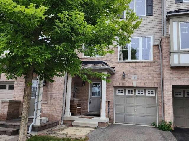 5 UPPER - 2006 TRAWDEN WAY Oakville Ontario