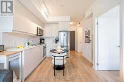 422 - 36 FOREST MANOR ROAD Toronto