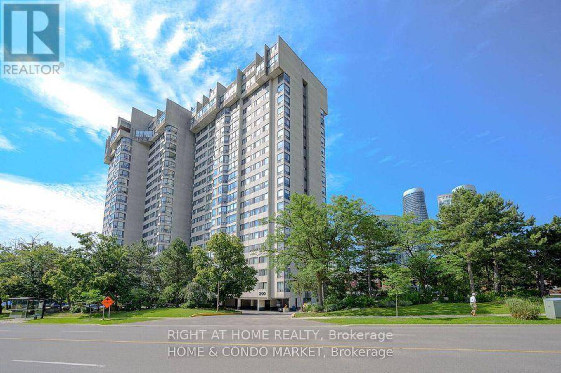 206 - 200 ROBERT SPECK PARKWAY Mississauga 