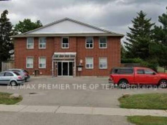 101 - 80 KENNEDY ROAD N Brampton  Ontario