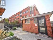 8 - 68 WINSTON PARK BOULEVARD S Toronto