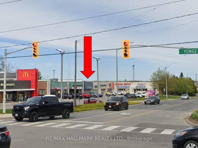 7 - 2 ALLAURA BOULEVARD E Aurora Ontario