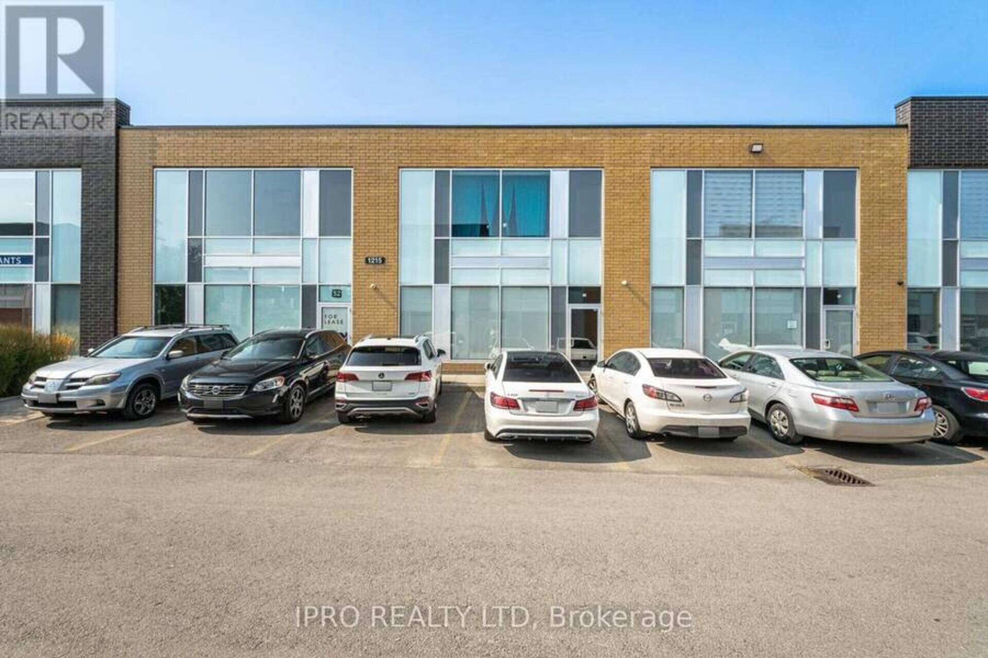 53 - 1215 QUEENSWAY WAY E Mississauga