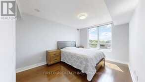 527 - 25 GREENVIEW AVENUE Toronto