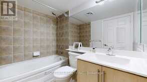 527 - 25 GREENVIEW AVENUE Toronto