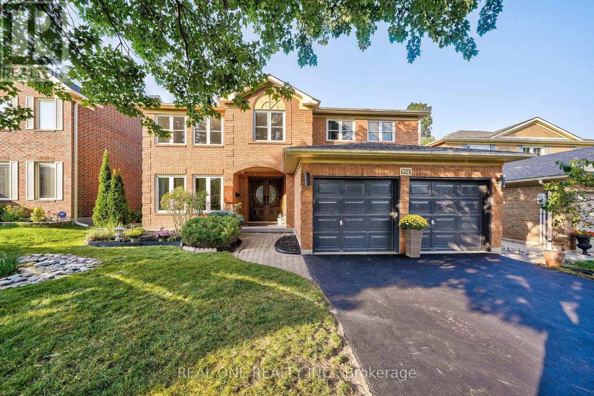 1321 MONKS PASSAGE Oakville