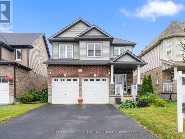 35 FREURE DRIVE Cambridge Ontario