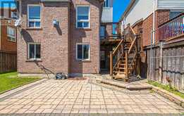 1632 PENNEL DRIVE Oshawa 