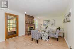 98 KEATS WALK Waterloo