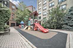 TH17 - 166B NIAGARA STREET Toronto