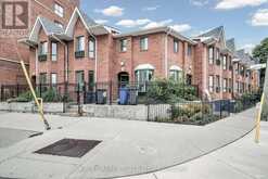 TH17 - 166B NIAGARA STREET Toronto