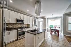 816 MILLARD STREET Whitchurch-Stouffville