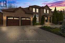 31 BLOOMFIELD TRAIL Richmond Hill 