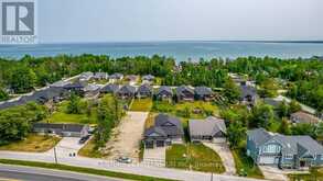 18 LAKESHORE ROAD Wasaga Beach