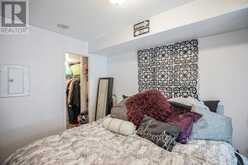 620 - 230 QUEENS QUAY W Toronto