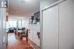 620 - 230 QUEENS QUAY W Toronto