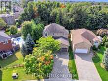 13 MULBERRY COURT Barrie 