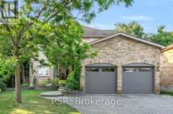 13 MULBERRY COURT Barrie 