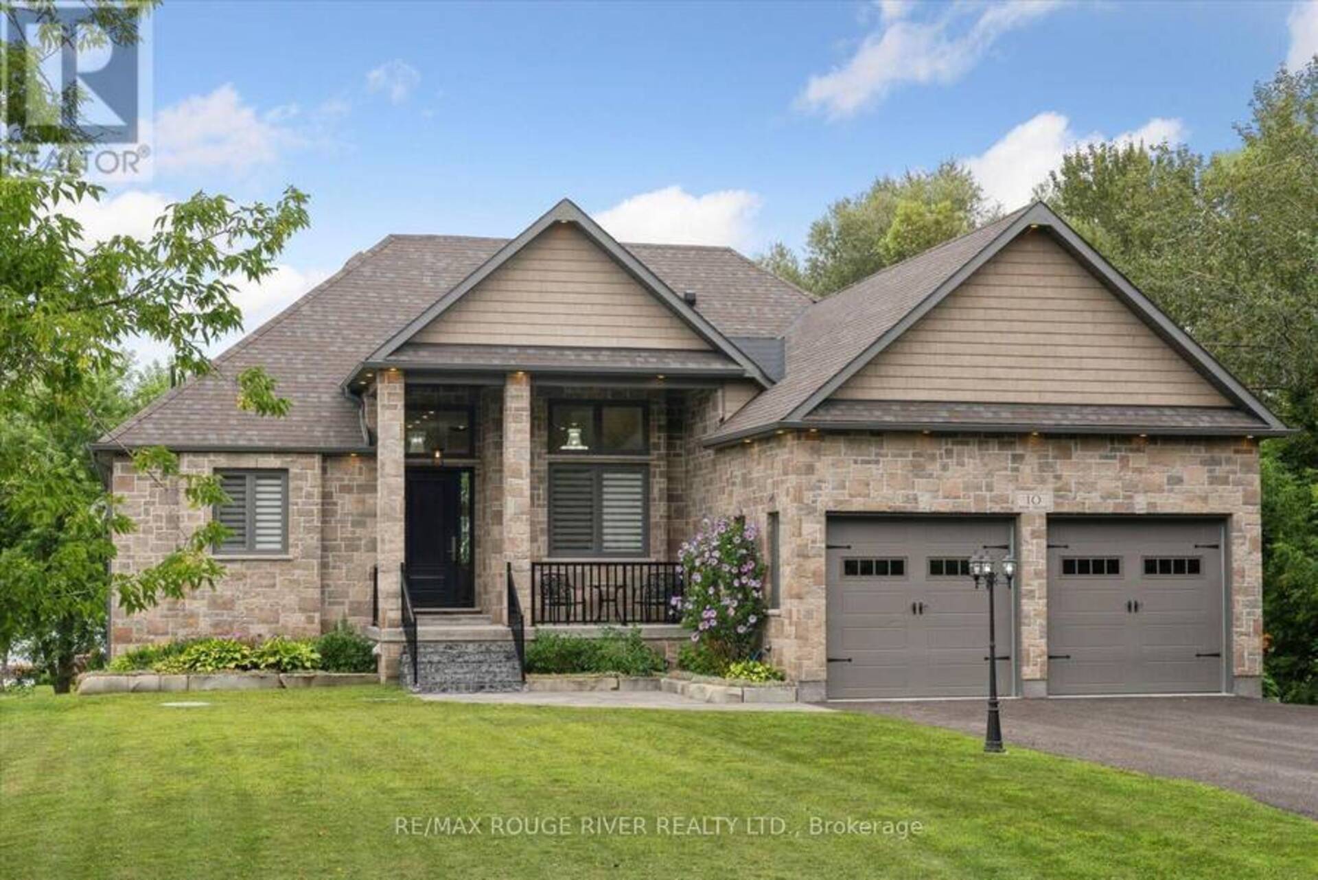 10 HELEN CRESCENT Kawartha Lakes