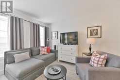 1568 DUNDAS STREET E Toronto