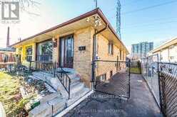 8 VIRGILWOOD DRIVE Toronto