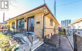 8 VIRGILWOOD DRIVE Toronto