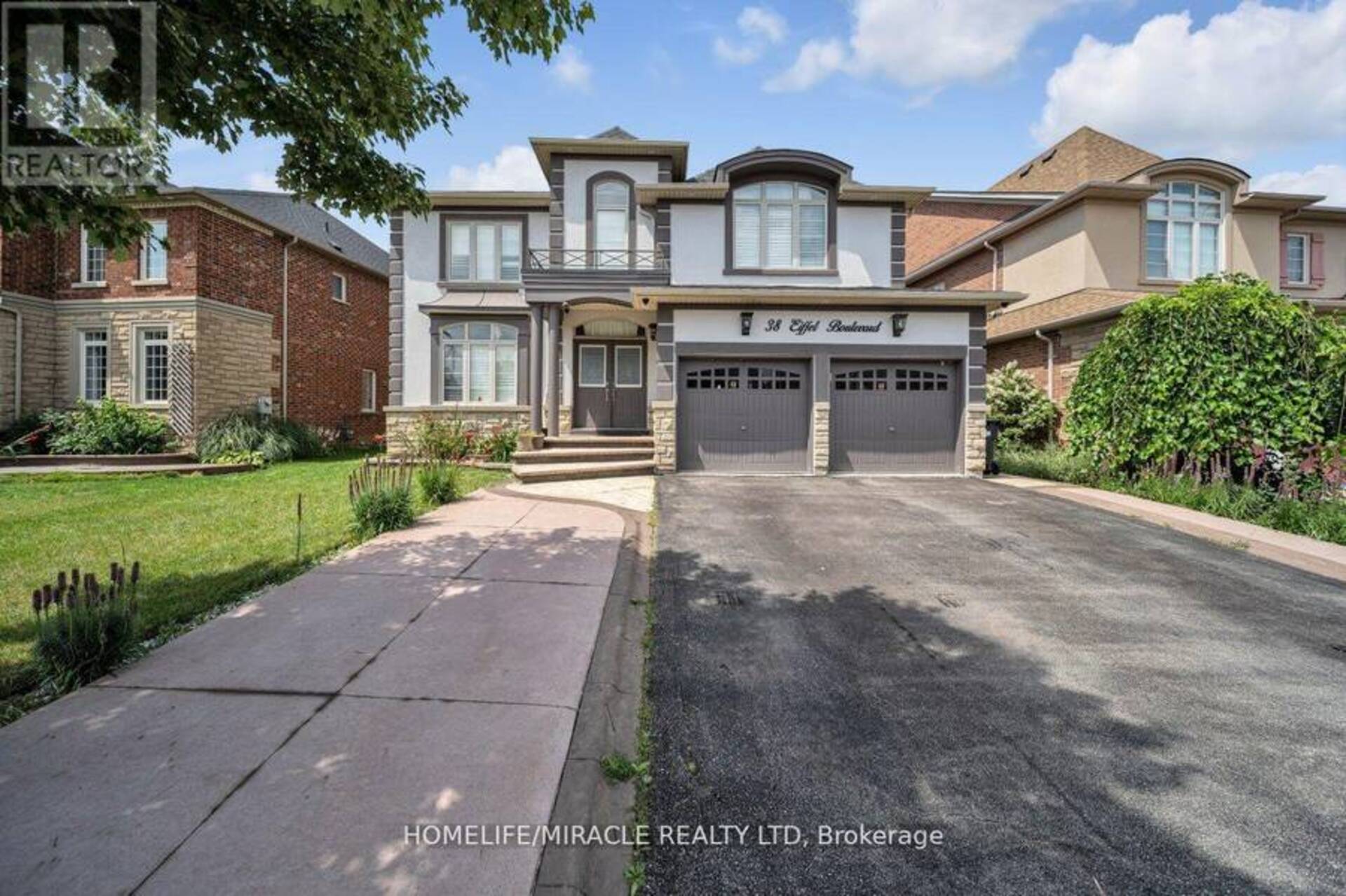 38 EIFFEL BOULEVARD Brampton 