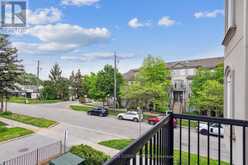 20 - 118 FINCH AVENUE W Toronto