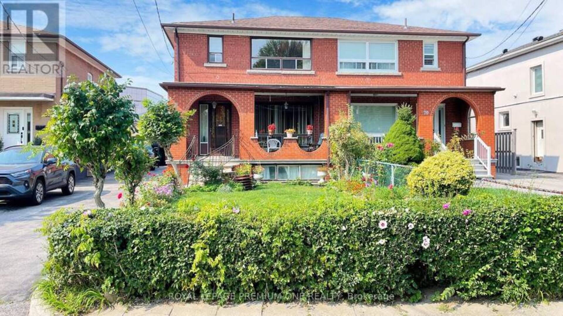 68 MULHOLLAND AVENUE Toronto