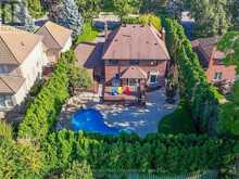 425 LAKESHORE ROAD W Oakville 