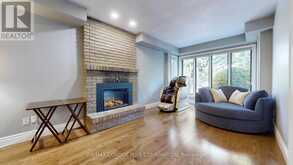 425 LAKESHORE ROAD W Oakville