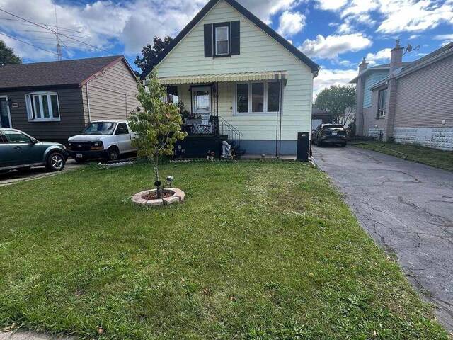 704 BURGESS AVENUE Hamilton Ontario