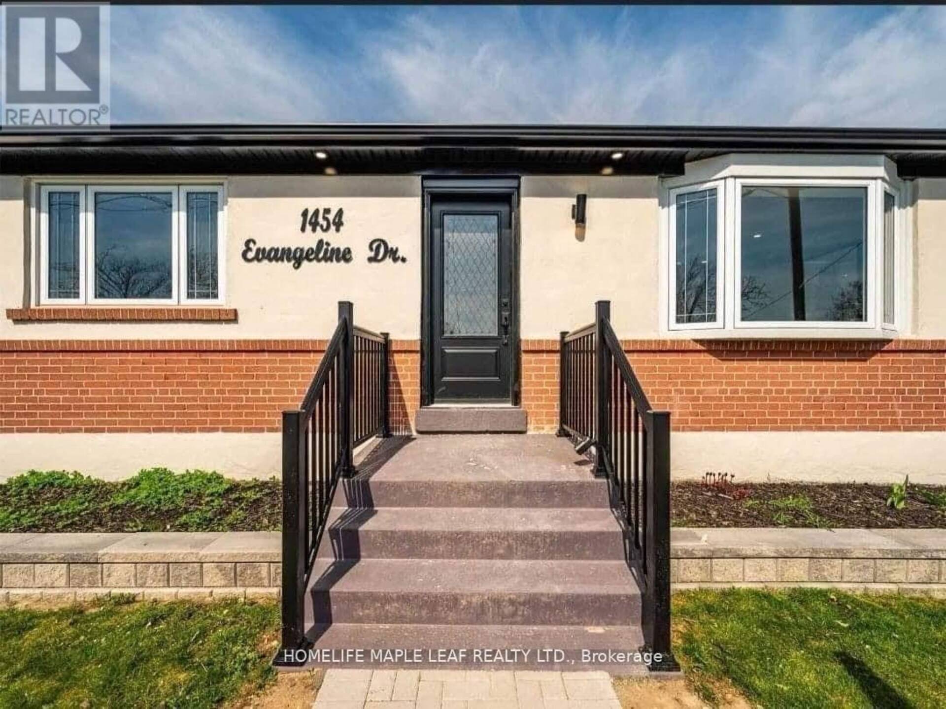 1454 EVANGELINE DRIVE Oshawa 