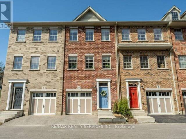 5 OXFORDSHIRE LANE Kitchener Ontario