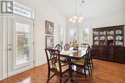 2 SUGGS LANE Whitchurch-Stouffville 