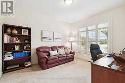 2 SUGGS LANE Whitchurch-Stouffville 