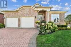 2 SUGGS LANE Whitchurch-Stouffville 