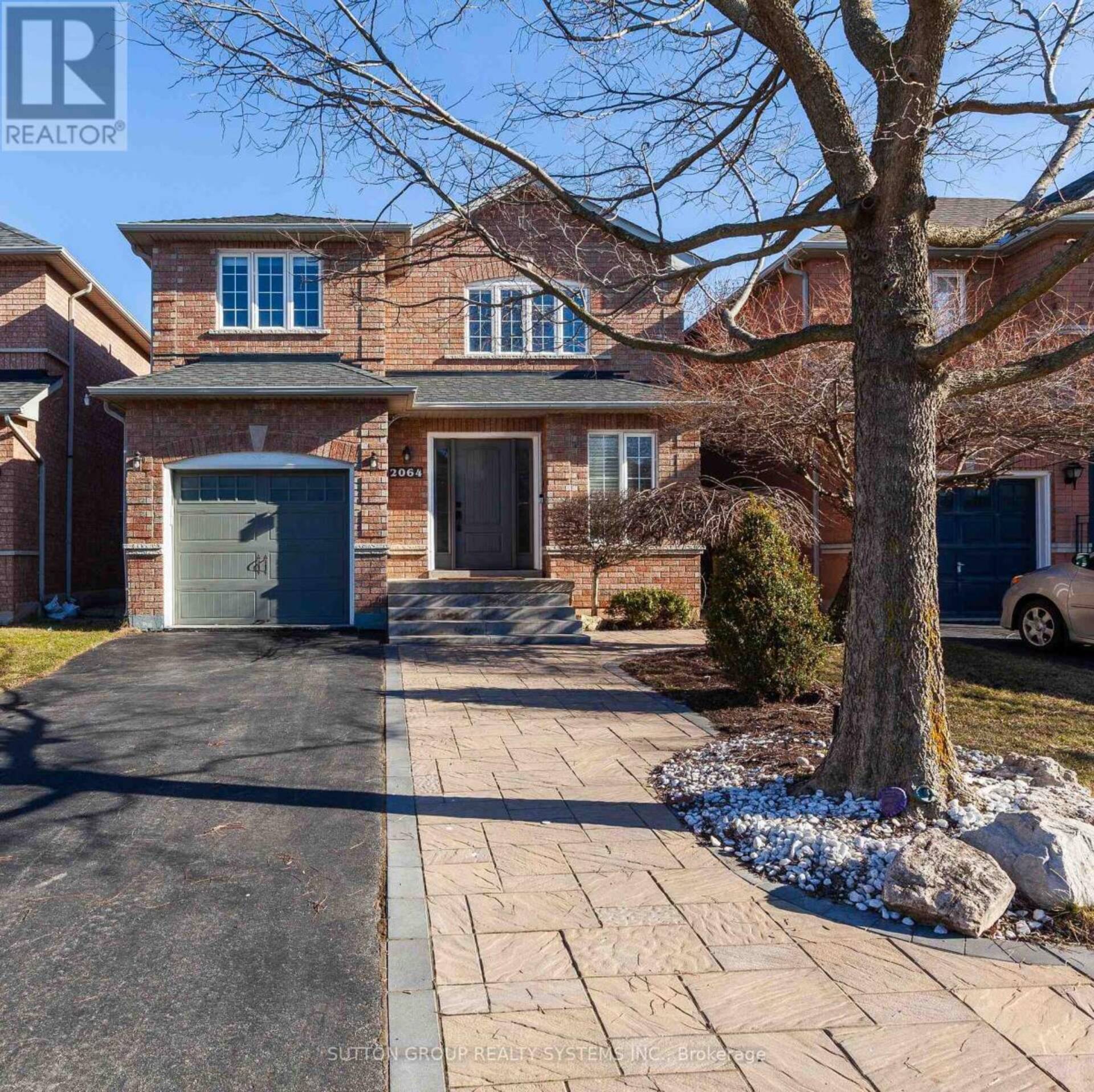 2064 GOLDEN ORCHARD TRAIL Oakville