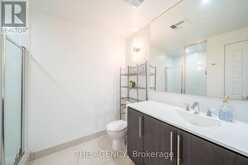 905 - 28 LINDEN STREET W Toronto