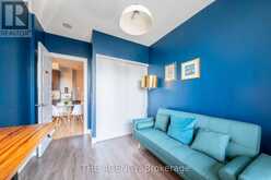 905 - 28 LINDEN STREET W Toronto