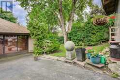 18 AYLESFORD DRIVE Toronto