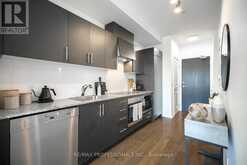 716 - 23 GLEBE ROAD W Toronto