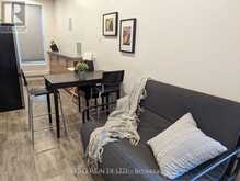 1 - 450 BATHURST STREET Toronto