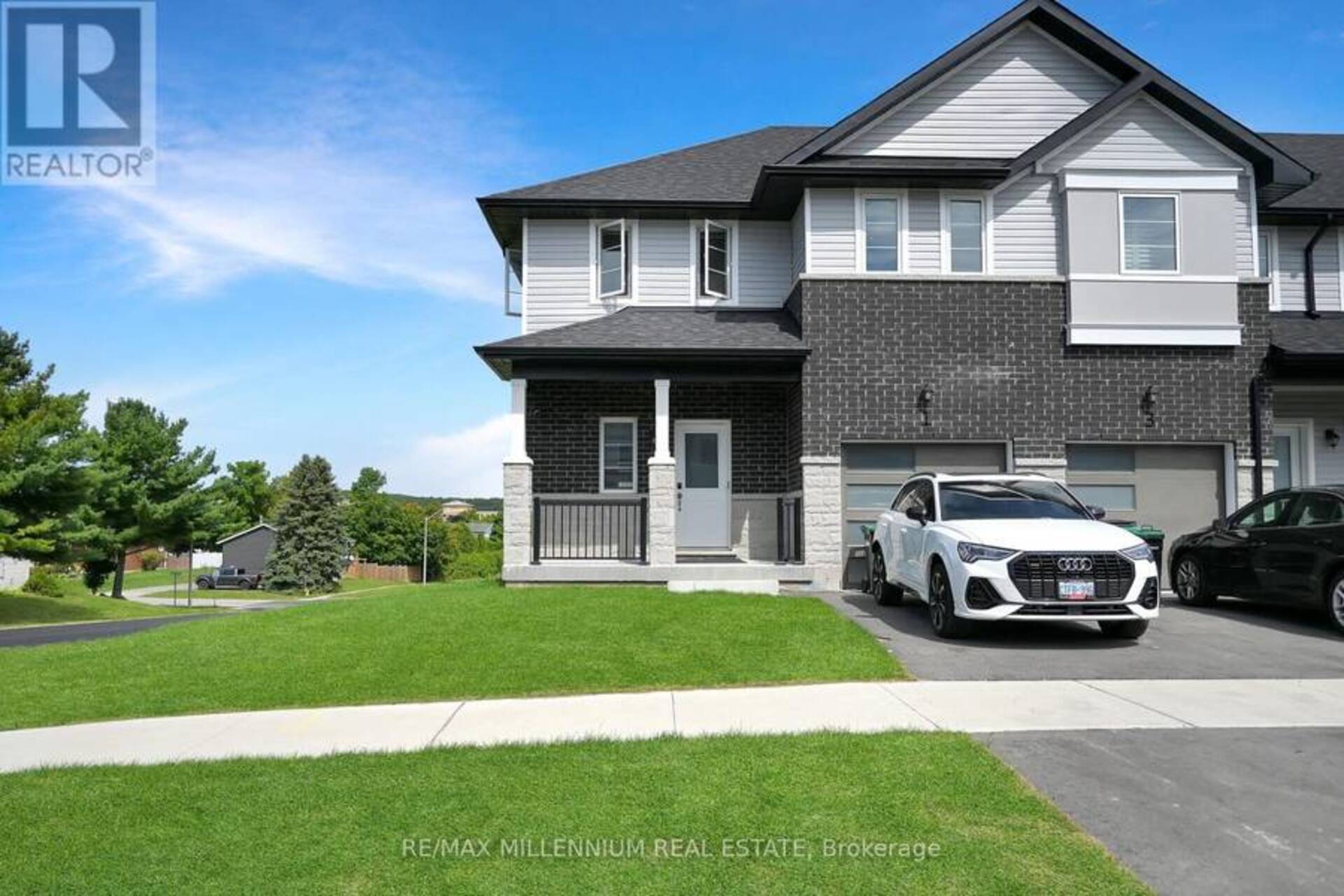 1 LAHEY CRESCENT Penetanguishene